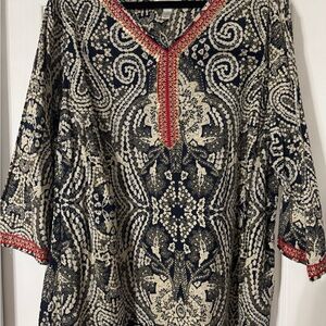 dressbarn Black and White 3/4 Sleeve Boxy Tunic Top